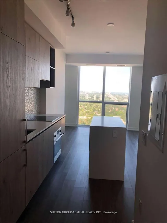 Additional image 5 of 1 Yorkville Ave Unit 3809