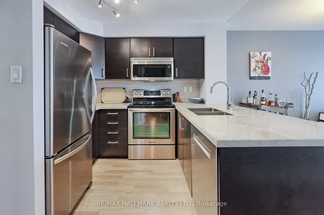 Additional image 6 of 650 Queens Quay Unit 509