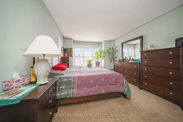 Additional image 16 of 31 Larkspur Rd