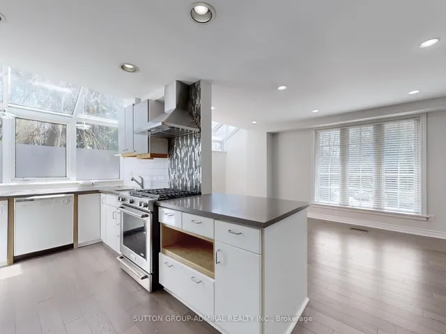 Additional image 14 of 248 Glengrove Ave