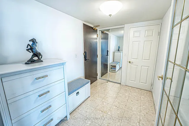 Additional image 3 of 23 Hollywood Ave Unit 3308