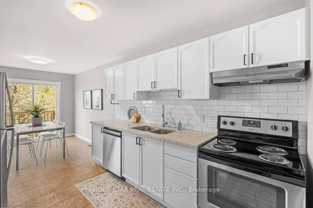 Additional image 12 of 28 Vennio Lane