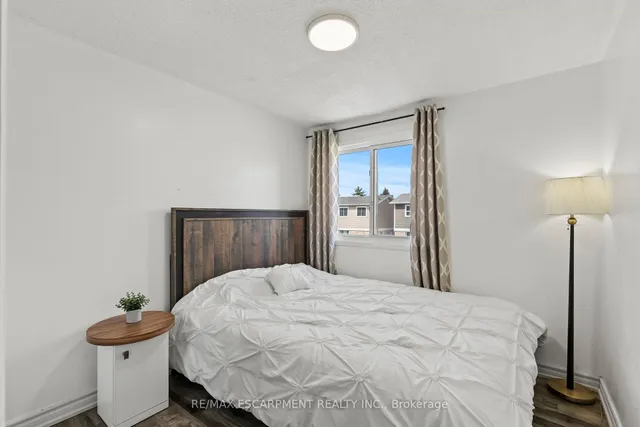 Additional image 14 of 21 Grand River Crt