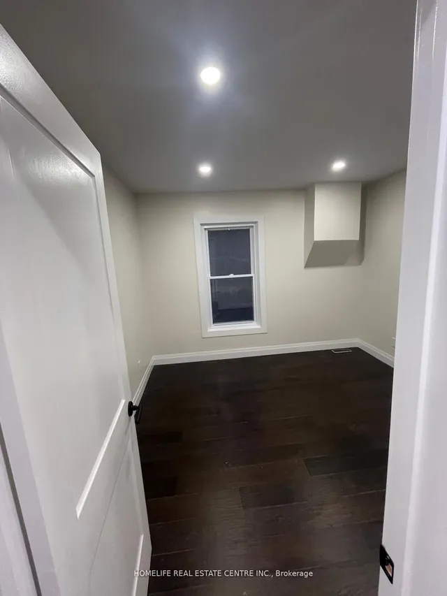 Additional image 12 of 4 Minto Ave