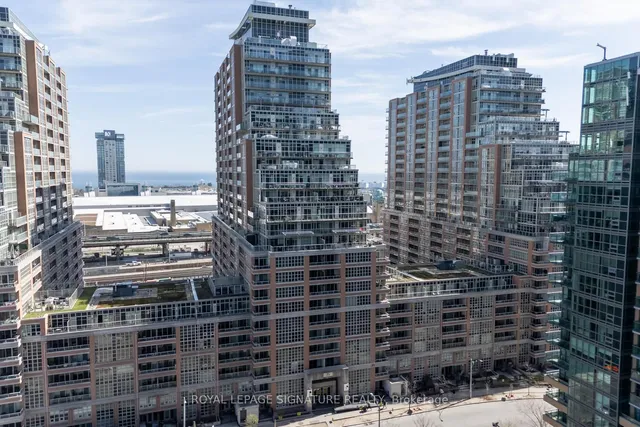 Additional image 39 of 75 East Liberty St Unit 819