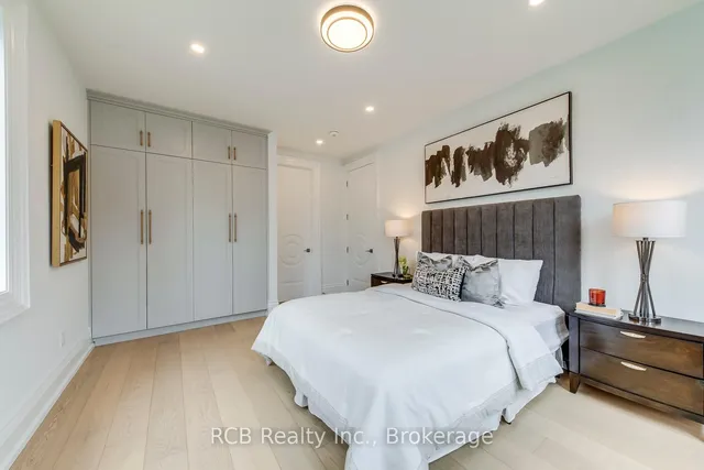 Additional image 36 of 3503 New St