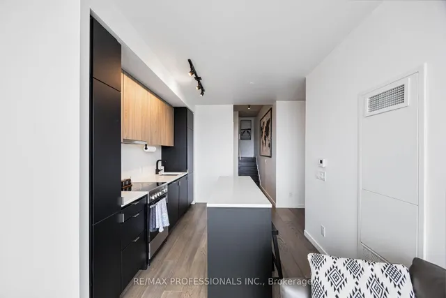 Additional image 11 of 7 Smith Cres Unit 803