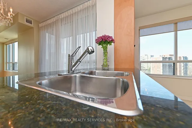 Additional image 17 of 38 Fontenay Crt Unit Suite 1309