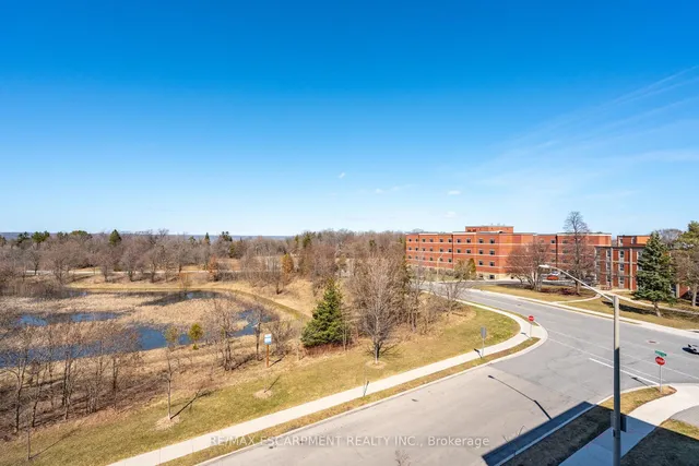 Additional image 23 of 1 Redfern Ave Unit 441