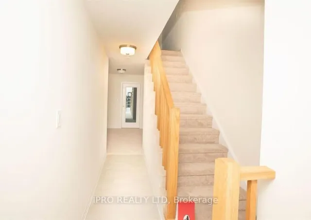 Additional image 22 of 88 Fieldridge Cres