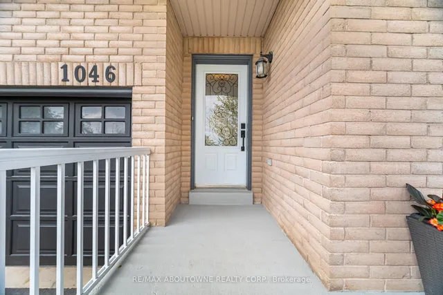 Additional image 4 of 1046 Holdsworth Cres