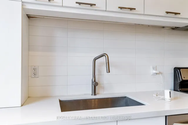 Additional image 14 of 520 Manning Ave