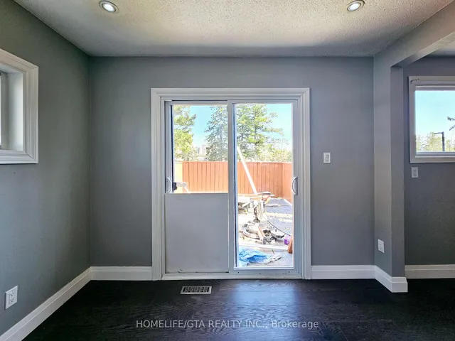 Additional image 23 of 43 Bradstone Sq