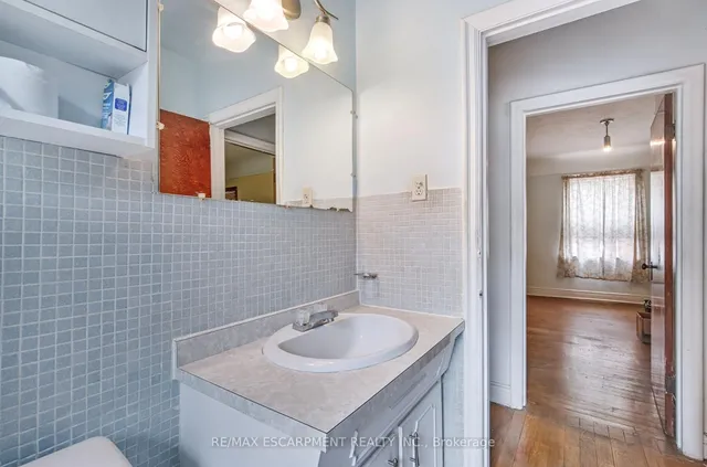 Additional image 15 of 48 Woodbridge Rd