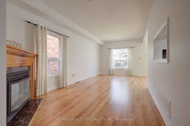 Additional image 5 of 10 Sam Frustaglio Dr