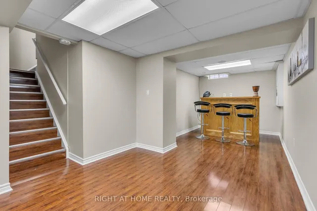 Additional image 38 of 1595 Meadowfield Cres