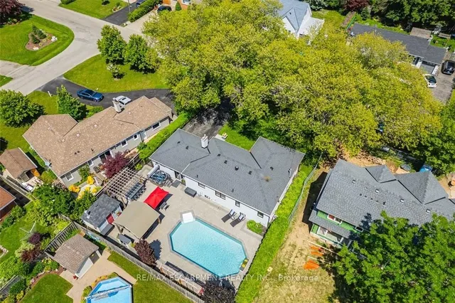 Additional image 42 of 56 Oakley Crt