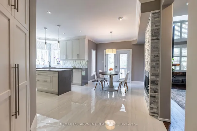 Additional image 11 of 58 ANDERSON Crt