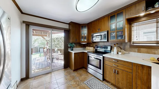 Additional image 16 of 41 MacDonald St St