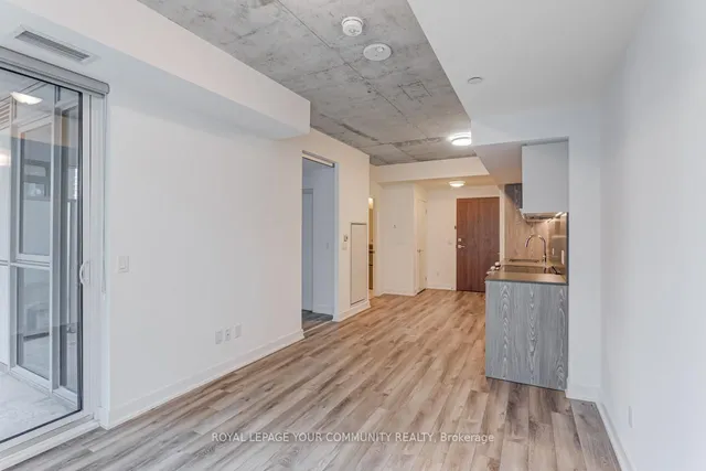 Additional image 7 of 30 Baseball Pl Unit 415