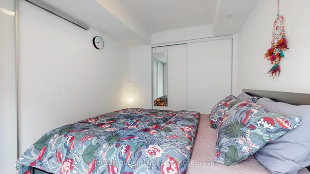 Additional image 31 of 87 Peter St Unit 1417