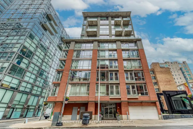 36 CHARLOTTE St Unit 201