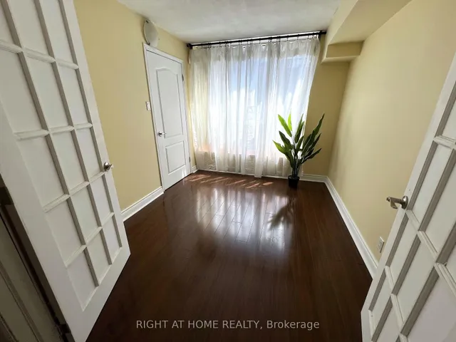 Additional image 15 of 92 King St Unit 403