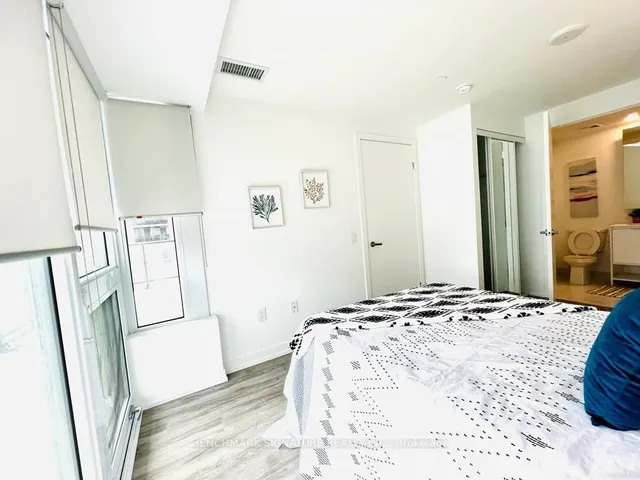 77 Shuter St Unit 802