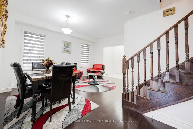 Additional image 7 of 6 PENLEA Gate