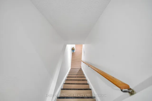 Additional image 37 of 93 Crystal Glen Cres