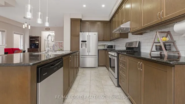 Additional image 11 of 5 Lola Cres