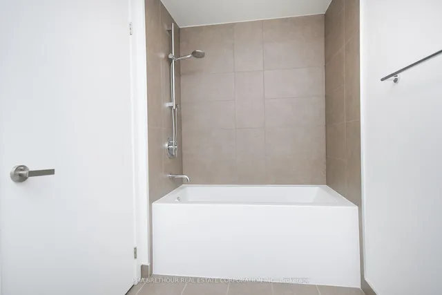 Additional image 13 of 370 Martha St Unit 1906