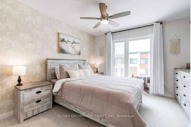 Additional image 19 of 590 North Service Rd Unit 74