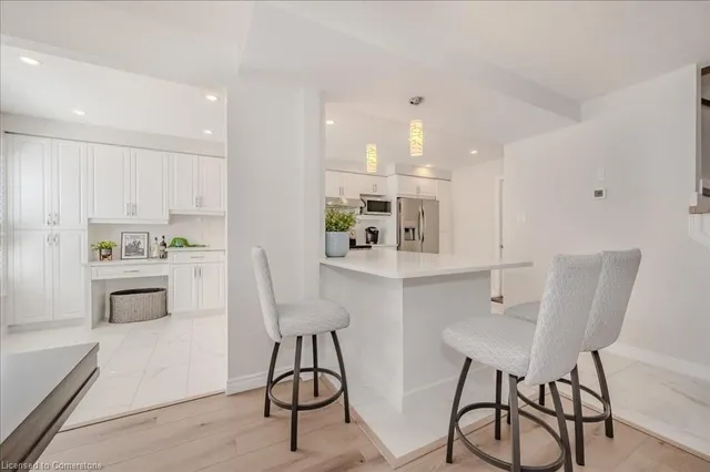 Additional image 15 of 220 Doon South Dr