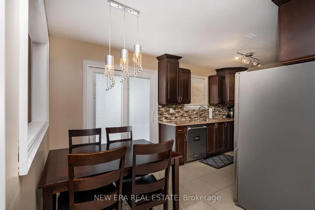 Additional image 8 of 674 Laurier Ave