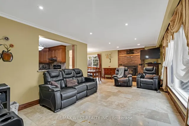 Additional image 16 of 45 Marysfield Dr