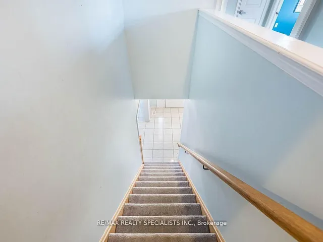 Additional image 31 of 103 Miracle Tr