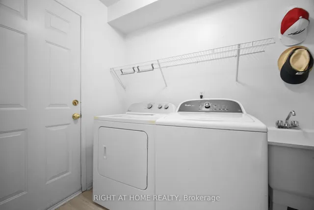 Additional image 17 of 1085 Foxglove Pl