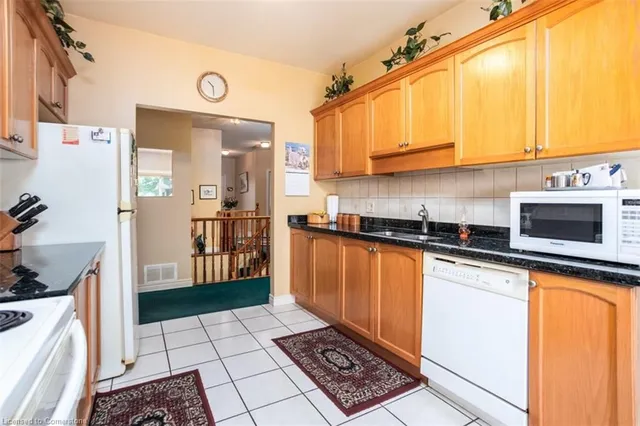 Additional image 12 of 56 Northern Breeze St