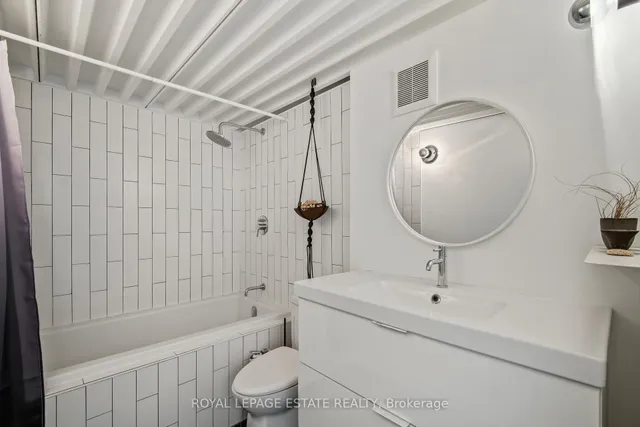 Additional image 25 of 160 Baldwin St Unit 301