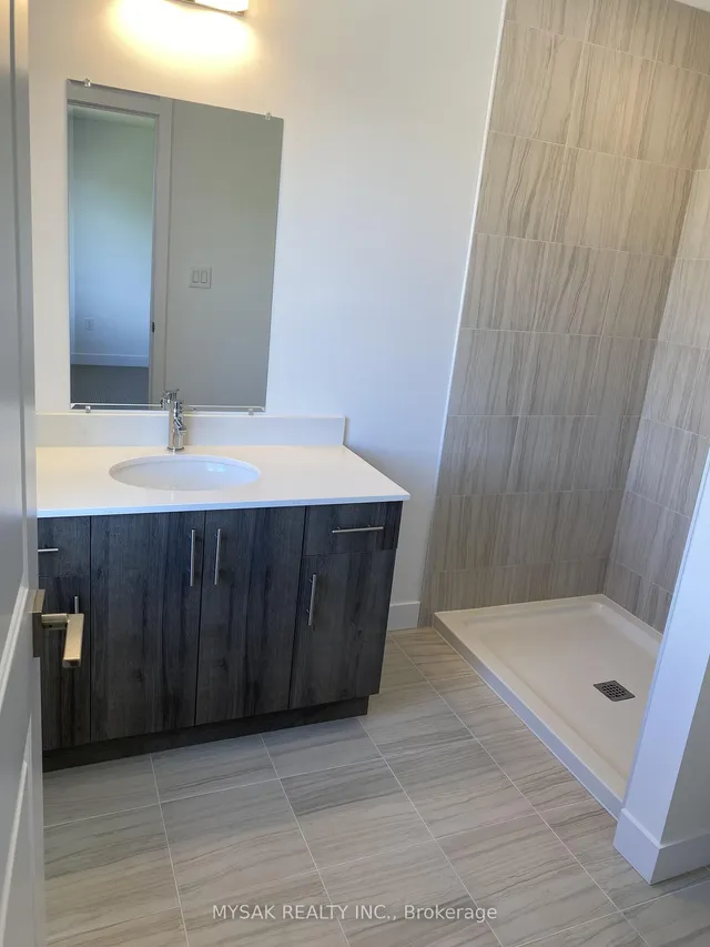 Additional image 9 of 166 Mount Albion Rd Unit 13