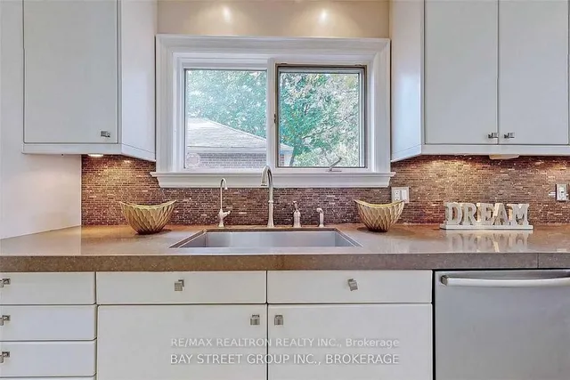 Additional image 9 of 83 Norton Ave