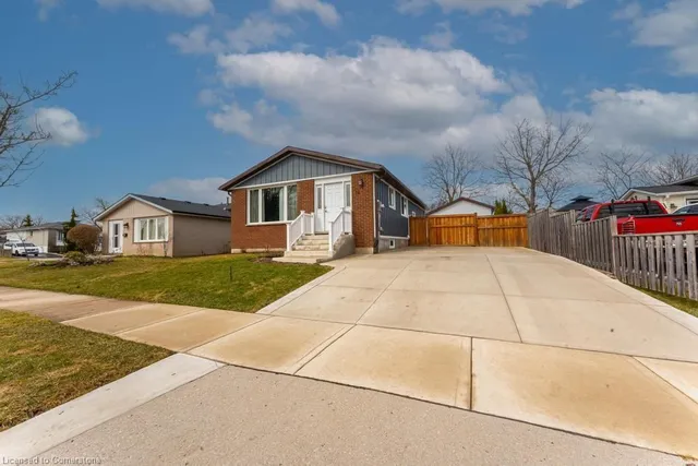 Additional image 48 of 14 Yorkdale Cres