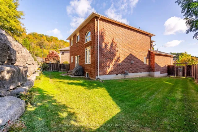 Additional image 36 of 43 Woodlawn Crt