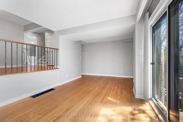 Additional image 5 of 70 Castlebury Cres Unit 8