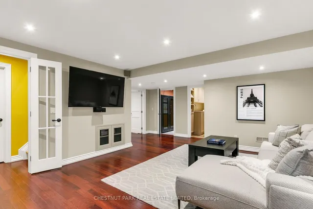 Additional image 39 of 68 Rowanwood Ave