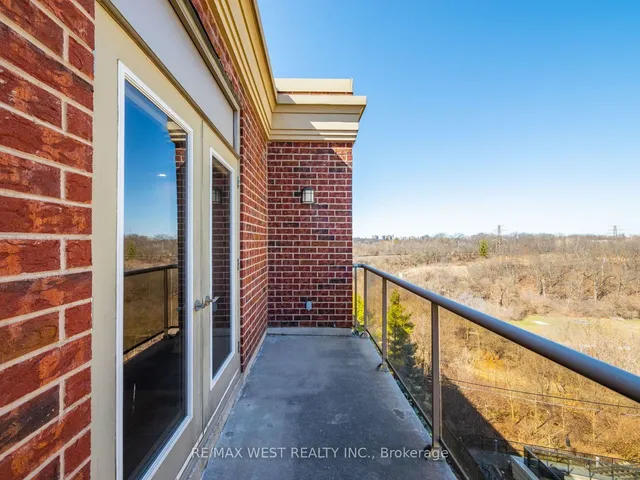 Additional image 28 of 4196 Dundas St Unit PH 609