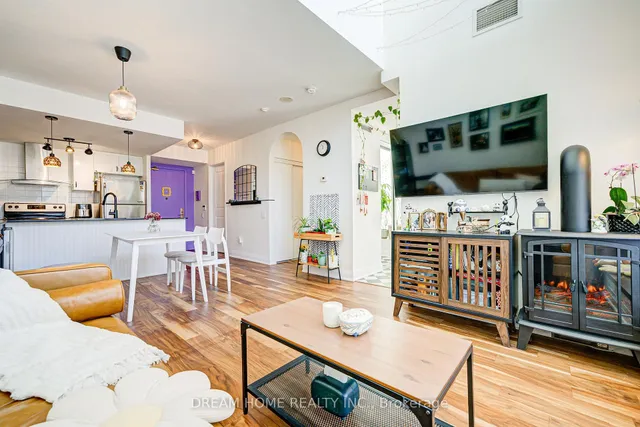 Additional image 21 of 1 Town Centre Crt