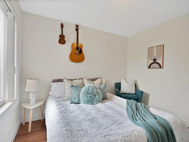 Additional image 33 of 72 Aerodrome Cres Unit 302