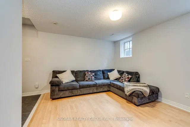 Additional image 40 of 17 James Stock Path